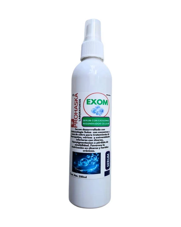Envase blanco con atomizador de Exom, sérum con exosomas, de 250 ml